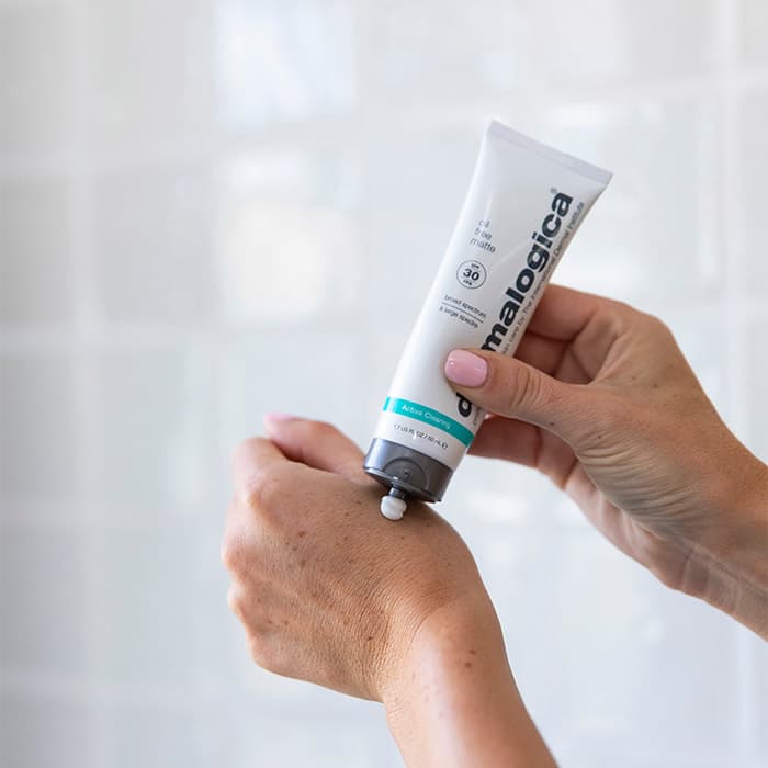 W110633.b - Soma Laser - Skincare clinic - Pretoria - Customised skin and hair treatments. Stockists of Dermalogica, Lamelle, MD Lash Factor and Heliocare