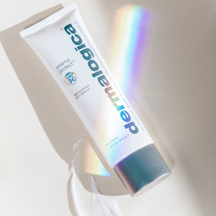 111331.c - Soma Laser - Skincare clinic - Pretoria - Customised skin and hair treatments. Stockists of Dermalogica, Lamelle, MD Lash Factor and Heliocare