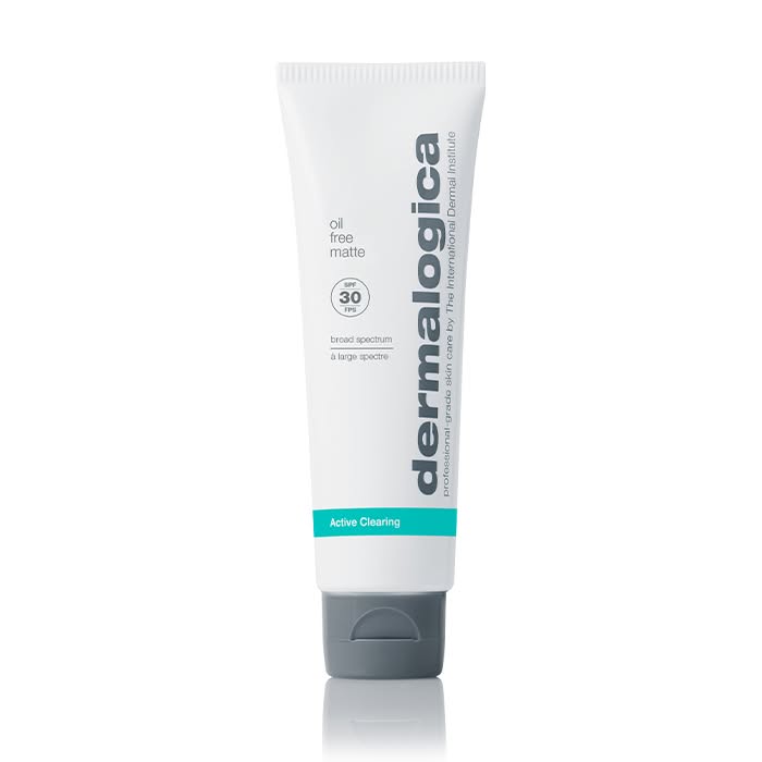 oil free matte spf30 - Soma Laser - Skincare clinic - Pretoria - Customised skin and hair treatments. Stockists of Dermalogica, Lamelle, MD Lash Factor and Heliocare